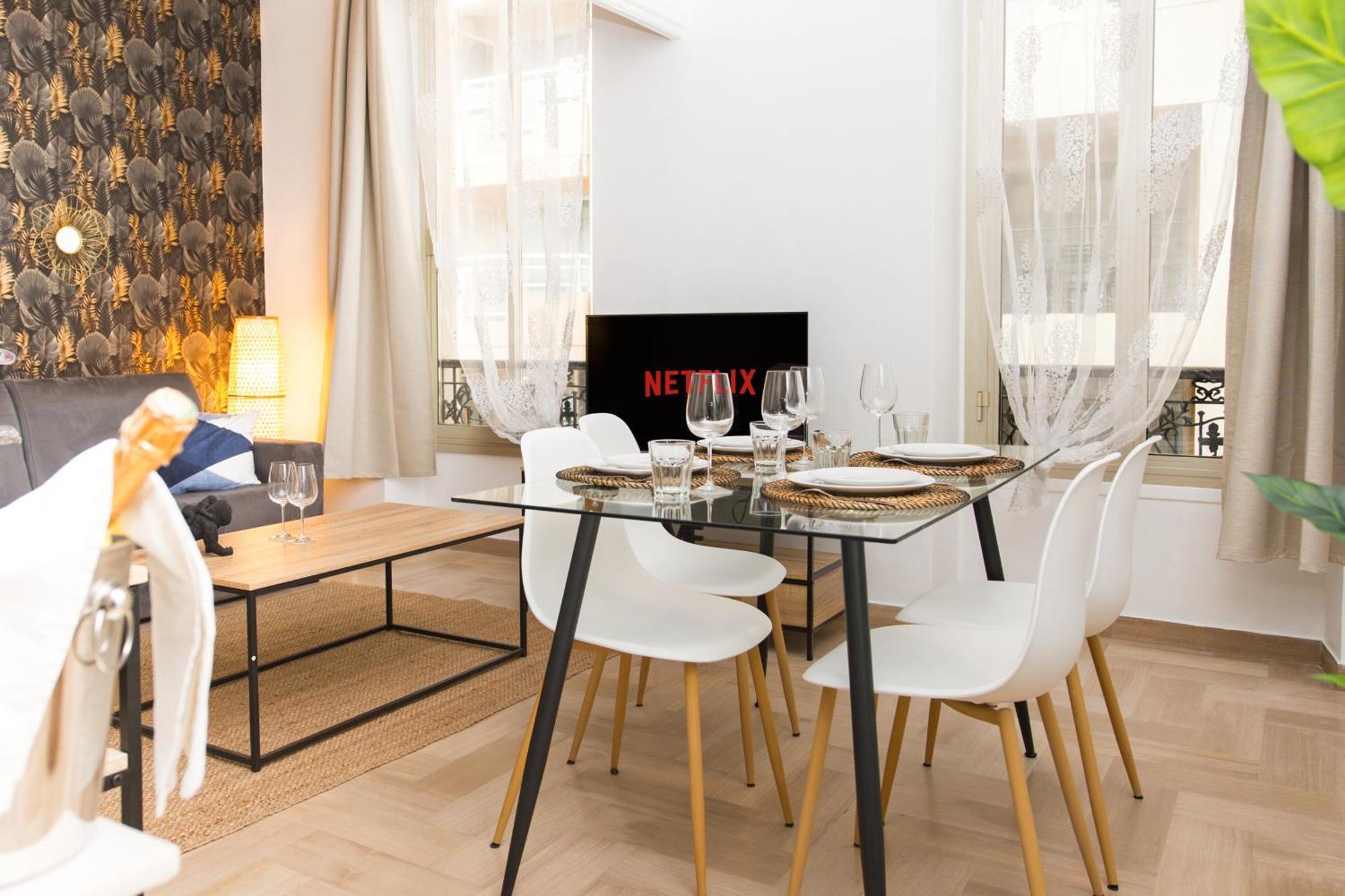 Apartment 1mn Monaco - Hypercentre - Renove - Bq